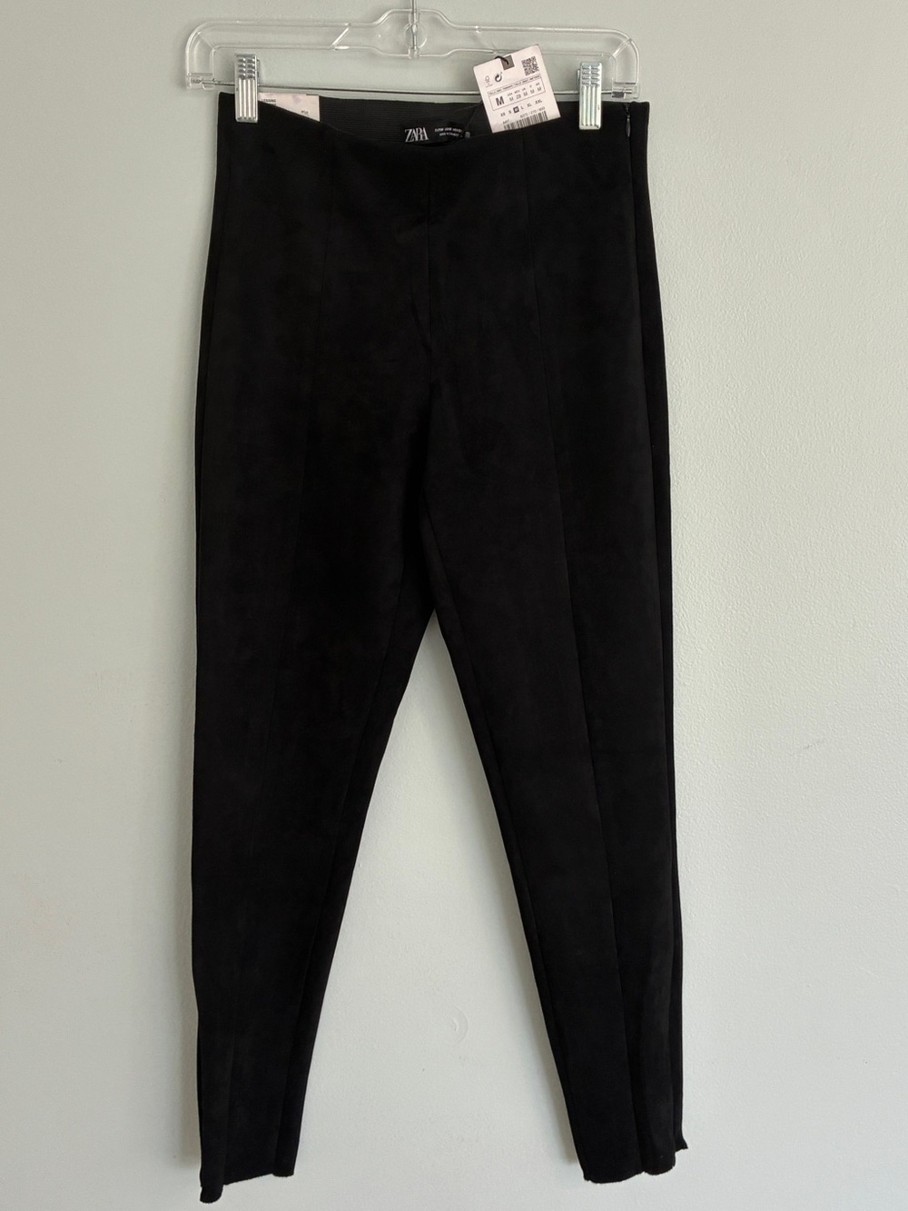 NWT Zara Mid Rise Black Suede Cropped Leggings